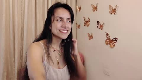 Snapshot of sofibelladelavega chatting on 06/07/26, 07:06 Sofi Bella online show from 06/07/26, 07:06