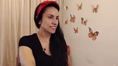 Snapshot of sofibelladelavega chatting on 06/12/26, 07:13 Sofi Bella online show from 06/12/26, 07:13