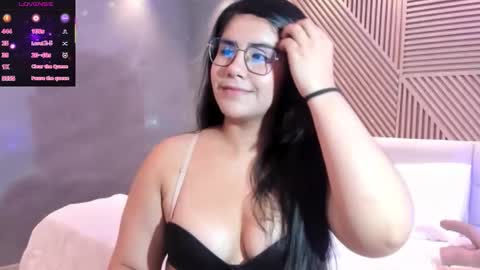 SOFIE modelo independiente     10pm   - 4am hora colombia online show from 02/22/26, 04:02