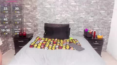 Vicky  online show from 02/10/25, 10:20