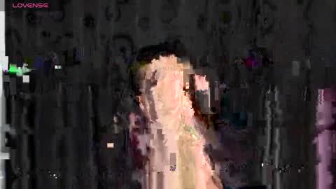 Snapshot of sofie_storm chatting on 05/13/26, 11:29 Vicky online show from 05/13/26, 11:29