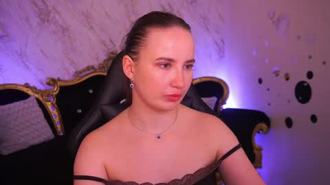 Sofie online show from 04/01/26, 03:18