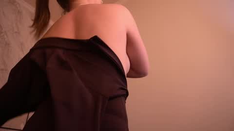 Sofie online show from 06/05/26, 10:48