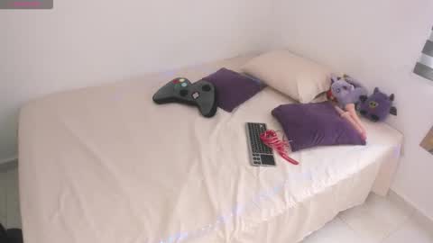 sofiescobar_ online show from 02/10/26, 01:59