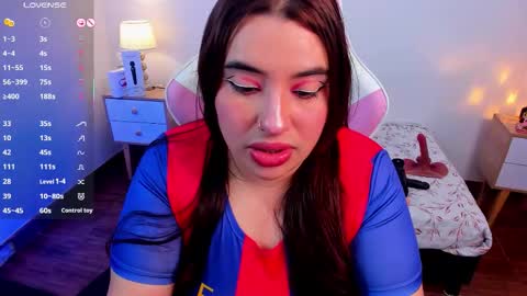 Snapshot of sofiflex chatting on 10/31/25, 04:13 - . - . online show from 10/31/25, 04:13