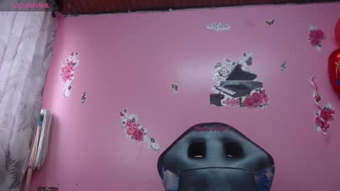 Snapshot of sofii_cute01 chatting on 02/20/25, 06:13 sofii_cute01 online show from 02/20/25, 06:13