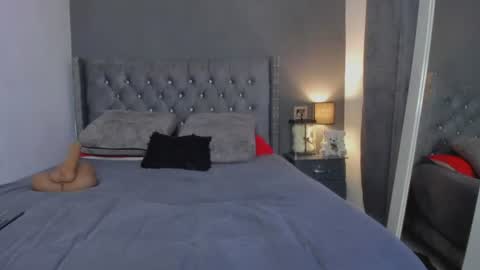 sofii_escobar online show from 08/07/26, 01:51
