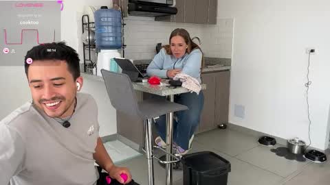 sofii_n_diego online show from 02/17/26, 07:42