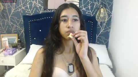 Snapshot of sofii_tk chatting on 04/29/26, 03:10 Sofii online show from 04/29/26, 03:10