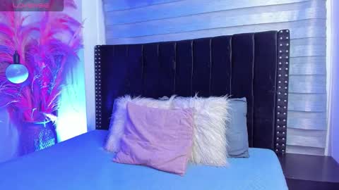 Sofia online show from 09/16/25, 05:19