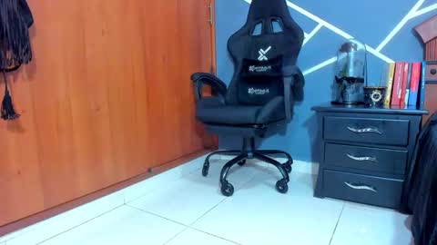 S O F I A online show from 01/13/25, 02:39