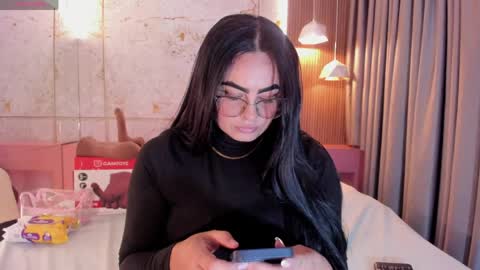 sofiia online show from 06/01/26, 07:48