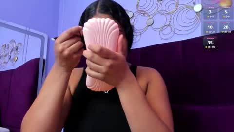 sofiifox online show from 02/12/25, 11:40