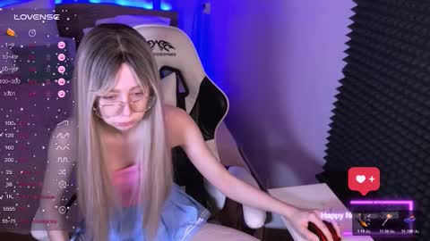 Sofia online show from 12/17/25, 02:06