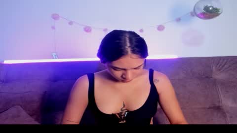 SofiLuxurya online show from 12/20/25, 10:22