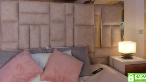 Snapshot of sofiscott_ chatting on 03/08/25, 02:34 Sofia online show from 03/08/25, 02:34