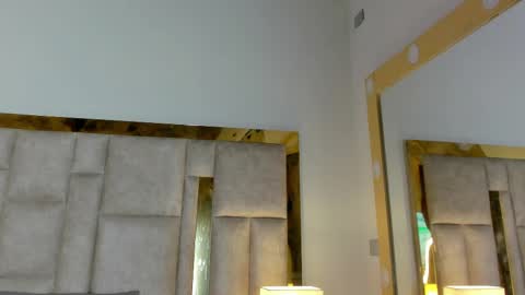 Snapshot of sofiscott_ chatting on 09/20/25, 08:10 Sofia online show from 09/20/25, 08:10