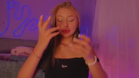 Sofi online show from 12/02/25, 11:48