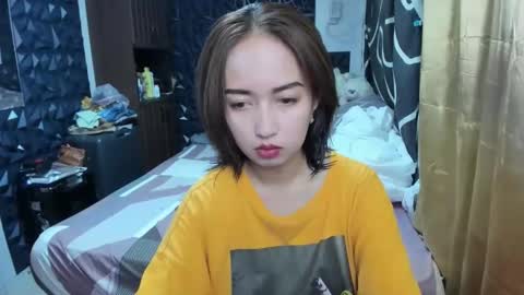 Snapshot of soft_angel8 chatting on 10/24/25, 07:16 Angel online show from 10/24/25, 07:16