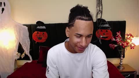 Cam and Amy online show from 10/29/25, 08:10