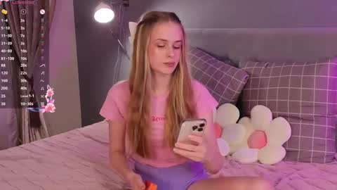 Milisa online show from 09/18/25, 11:12