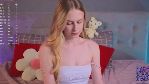Snapshot of soft_babe chatting on 06/06/26, 08:57 Milisa online show from 06/06/26, 08:57