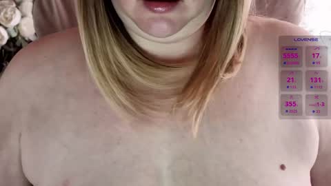 Hi Im Sofia             online show from 10/07/25, 01:19