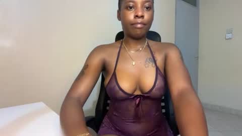 Snapshot of soft_nicole chatting on 06/28/26, 12:27 soft_nicole online show from 06/28/26, 12:27