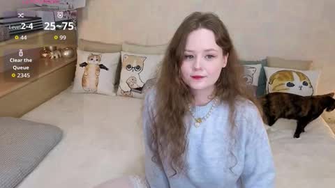 Snapshot of soft_purr_kitty chatting on 10/24/25, 08:27 Mia online show from 10/24/25, 08:27
