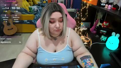 Sofie online show from 02/11/25, 05:05