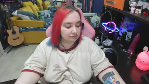 Sofie online show from 03/11/25, 03:37