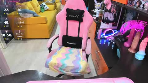 Sofie online show from 06/05/26, 02:40