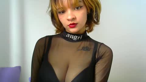 softy19 online show from 12/22/25, 08:28