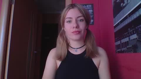 softy_aura online show from 06/25/26, 10:09