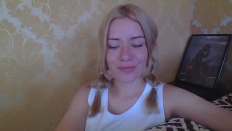 softy_aura online show from 07/14/26, 01:50