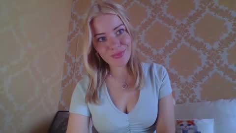 softy_aura online show from 07/28/26, 02:13