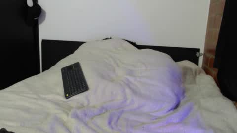  Sofy  online show from 11/13/25, 12:09