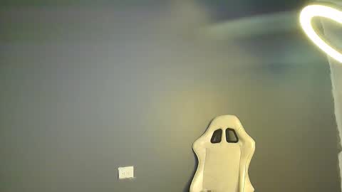 Snapshot of sofy_west chatting on 09/09/25, 12:54 sofy west online show from 09/09/25, 12:54