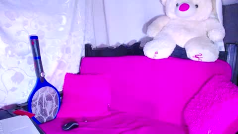 Snapshot of sofya_n_andy_ chatting on 03/15/26, 02:06 sofya_n_andy_ online show from 03/15/26, 02:06