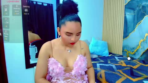 Sol Latiana online show from 06/09/26, 03:40