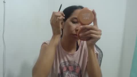 Sol lucia online show from 11/28/25, 10:51