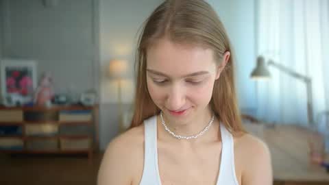 Bella online show from 02/22/25, 11:35