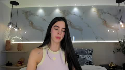 Snapshot of solavelar chatting on 05/06/26, 11:32 Sol Avelar online show from 05/06/26, 11:32