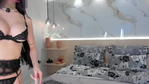 Snapshot of solavelar chatting on 05/12/26, 11:35 Sol Avelar online show from 05/12/26, 11:35