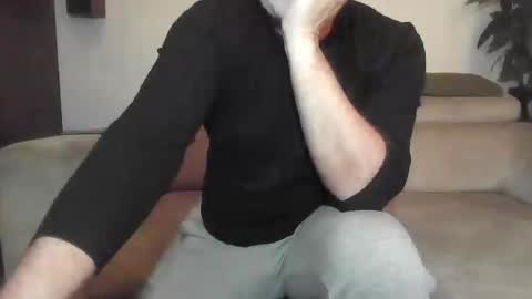 Sole Obedient online show from 11/25/25, 08:20