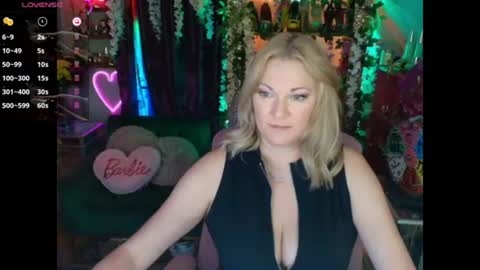 Snapshot of solesticia chatting on 06/30/26, 06:03 solesticia online show from 06/30/26, 06:03