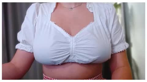 Snapshot of solisgaby chatting on 09/08/25, 03:44 Gaby Solis online show from 09/08/25, 03:44