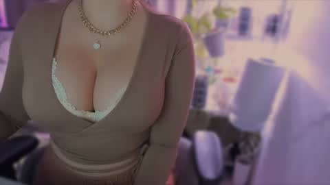 Gaby Solis online show from 06/14/26, 01:57