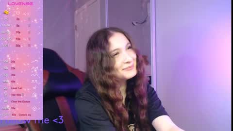 Snapshot of solitudebby chatting on 04/12/26, 06:57 Becky online show from 04/12/26, 06:57