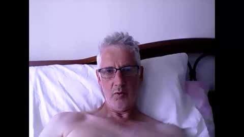 Soloman online show from 12/16/25, 02:38